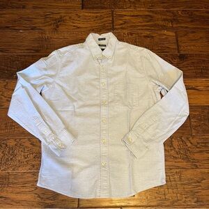 GAP Men's Classic Gray Button-Down Shirt